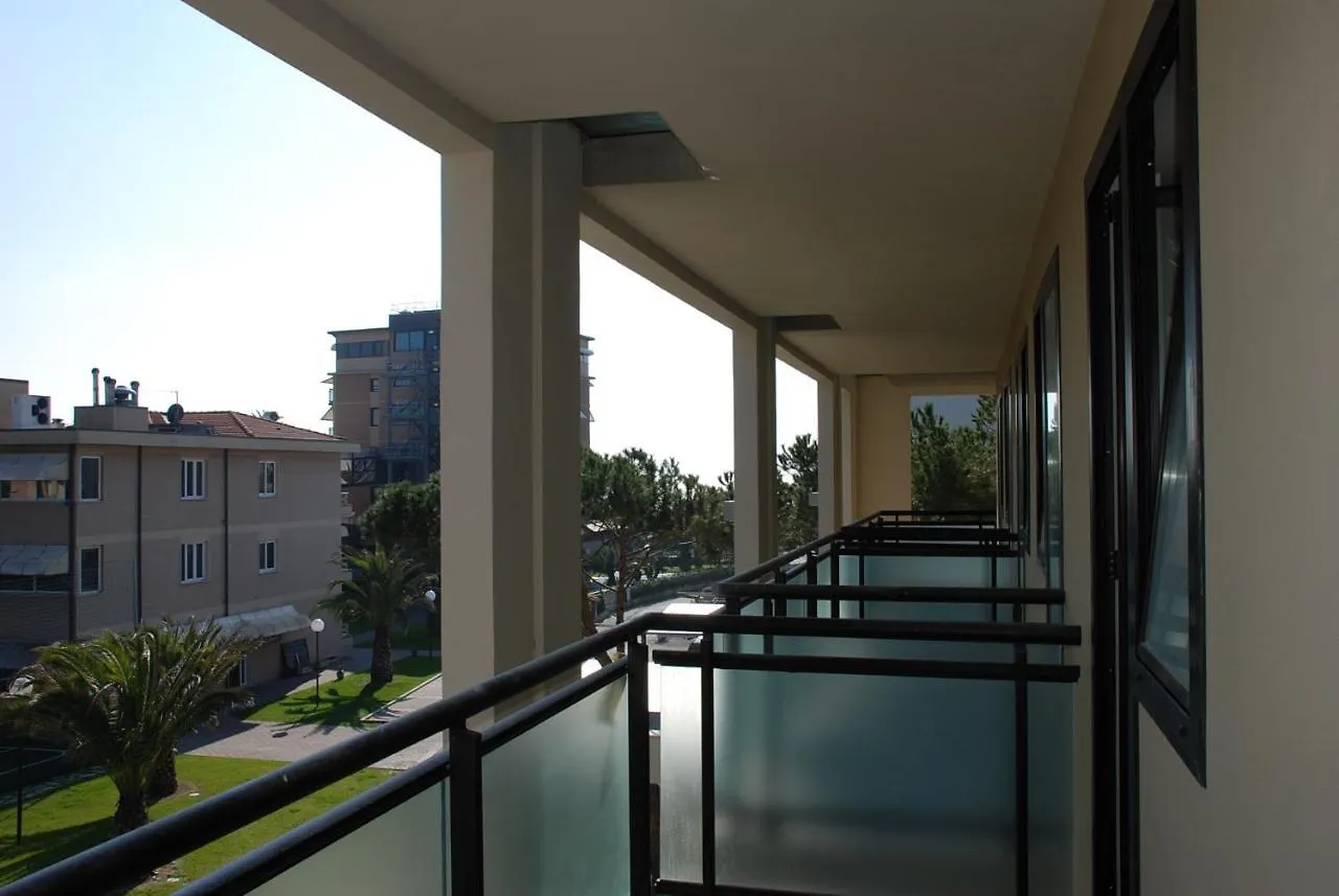 Hotel Caesar Residence & Spa Lido di Camaiore Italy